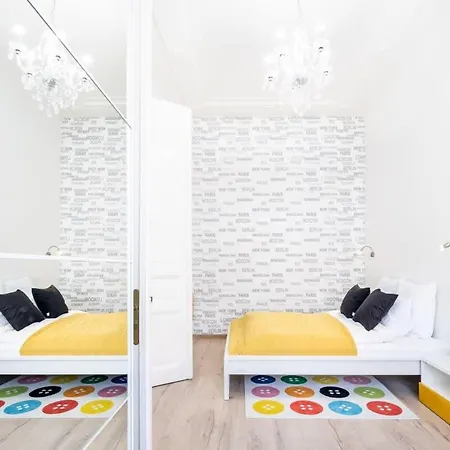 Bright & Large At Location Appartement *