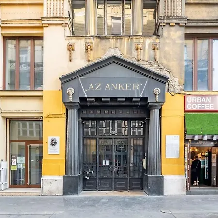 Bright & Large At Location Appartement