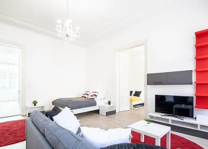 Bright & Large At Location Apartamento Budapeste